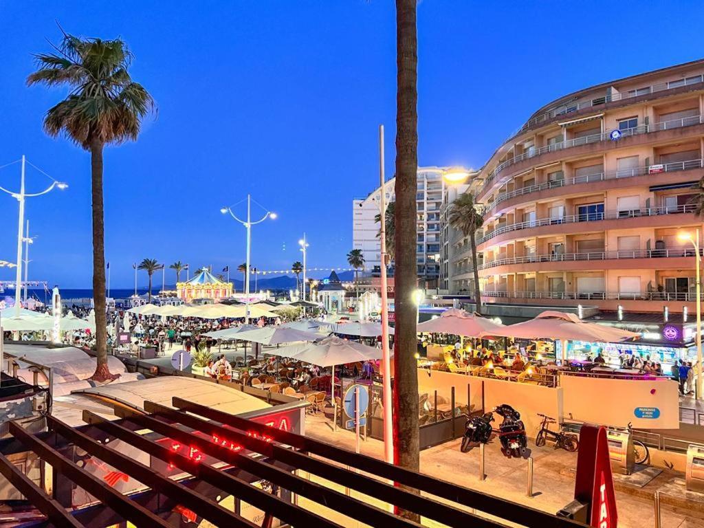Appartement Vue Mer Parking Prive Place Med Canet-en-Roussillon Exterior foto